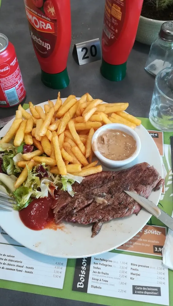 Pièce Du Bouche Frites Sauce Échalote